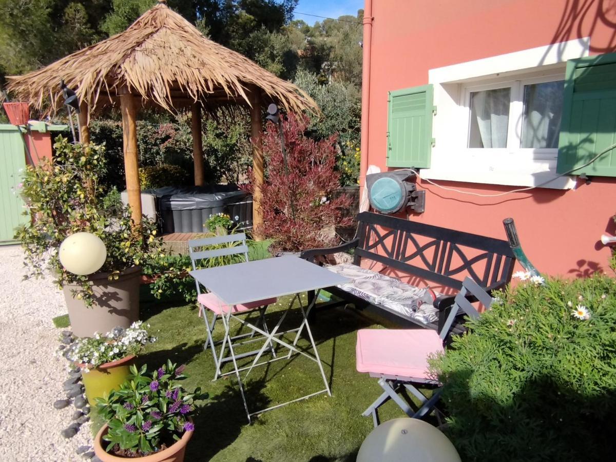 Le Petit Atelier Vila Bormes-les-Mimosas Exterior foto